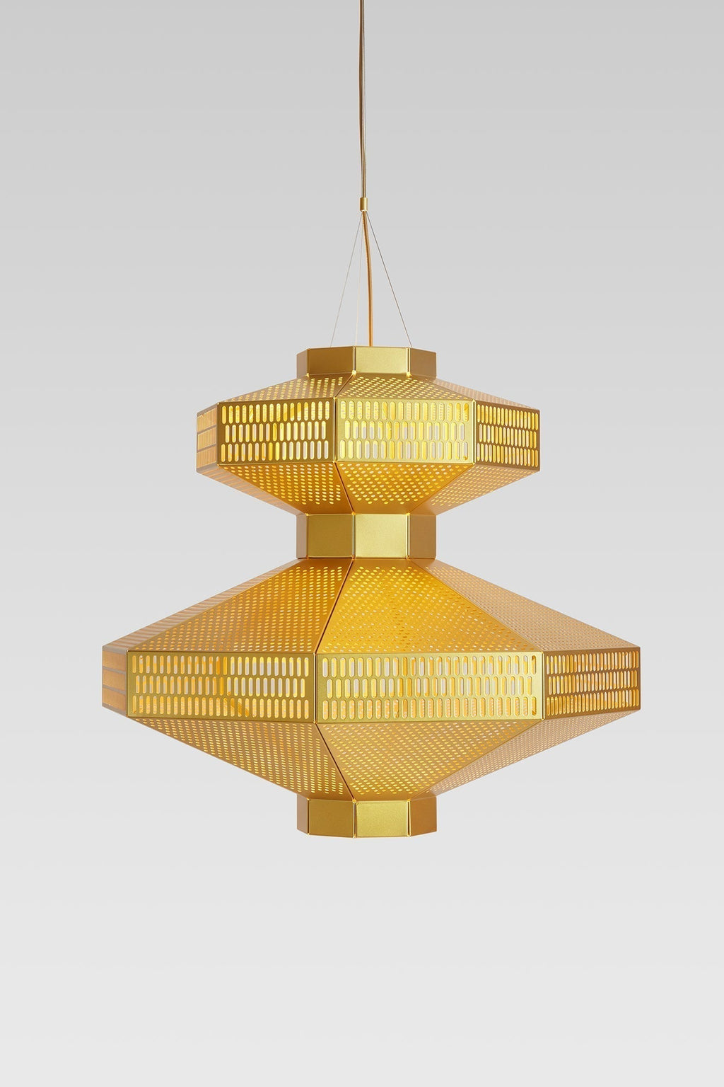 Plafondlamp boven eettafel - keuze tussen plafonniere en hanglamp in Italiaans design