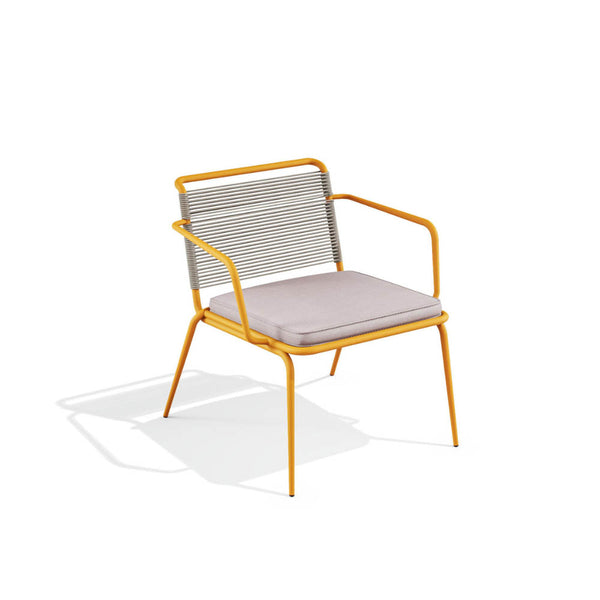 Babel D Kissi kleine fauteuil Honing