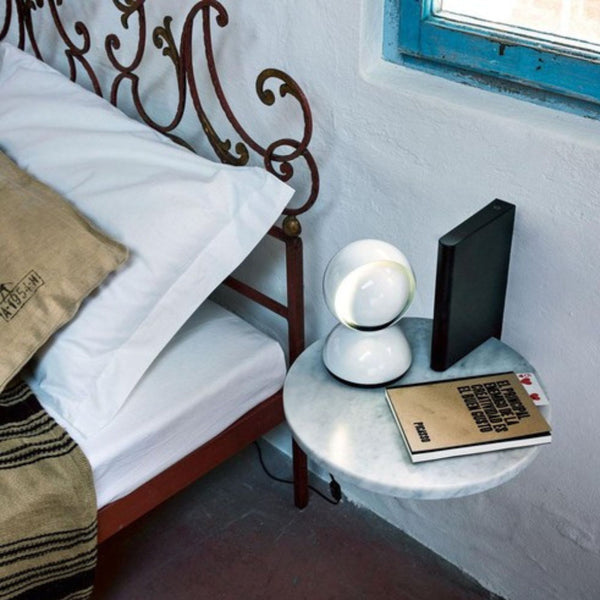 Magis Spike met marmer tablet