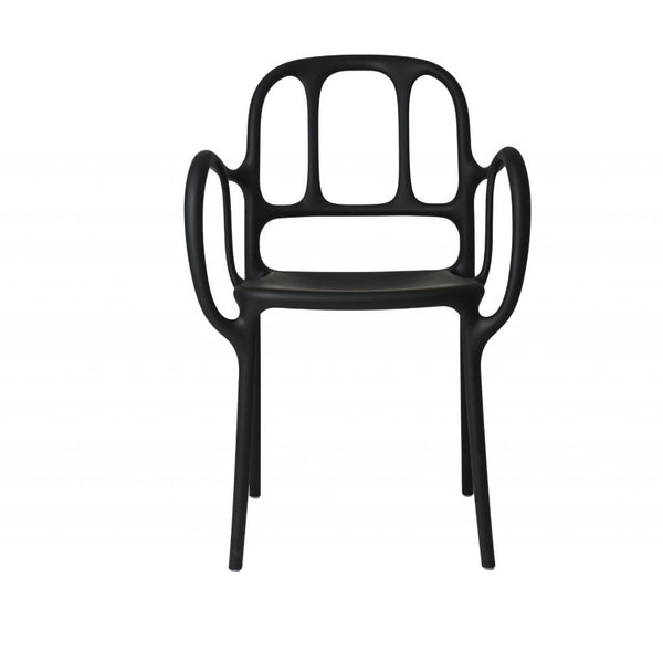 Magis Design Mila Stapelstoel – Duurzaam, Comfortabel, Weerbestendig Zwart