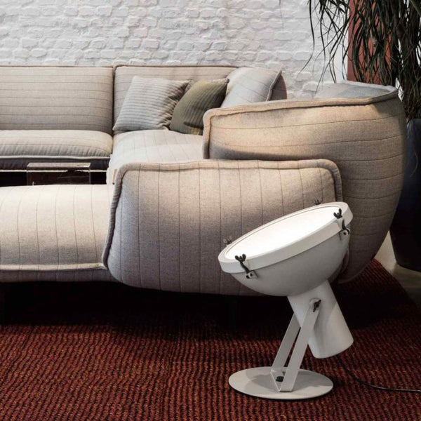 Nemo Projecteur 365 floor Le Corbusier