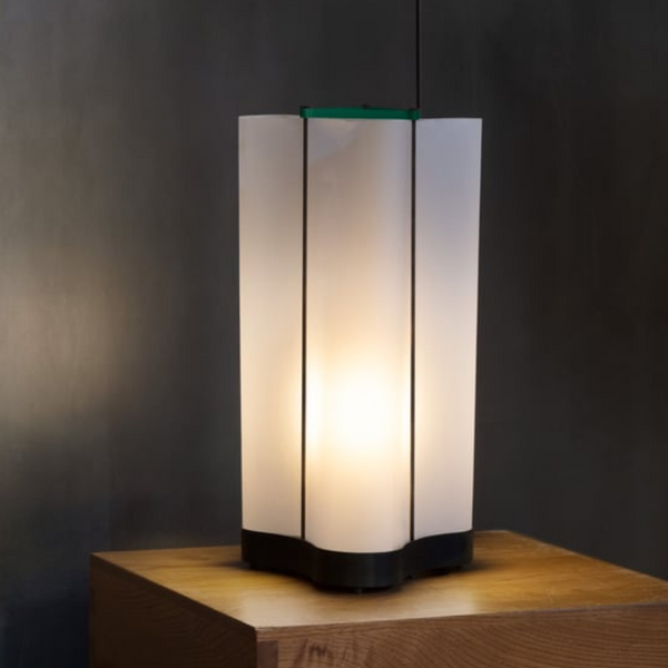 Nemo Cabanon Tafellamp Le Corbusier